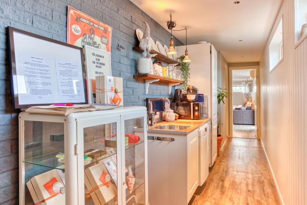 Beautiful Home Away From Home Near Stockholm City Saltsjobaden Exterior photo